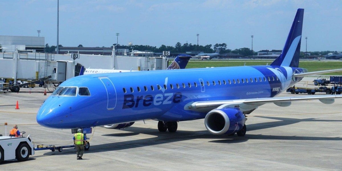 Breeze Airways Flight Status: Stay Informed and Travel with Ease