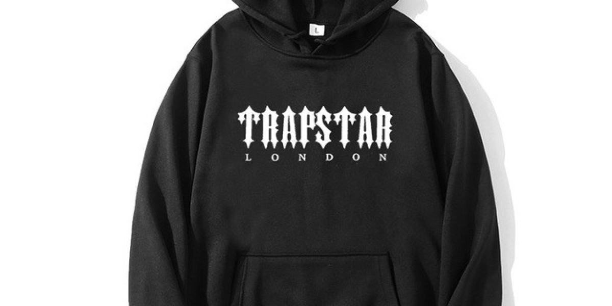 Trapstar T Shirt: The Bold Expression of Urban Streetwear Culture