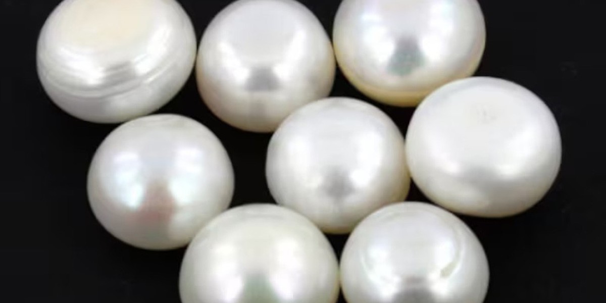 The Gift of the Ocean: An Inside Look at the Pearl World