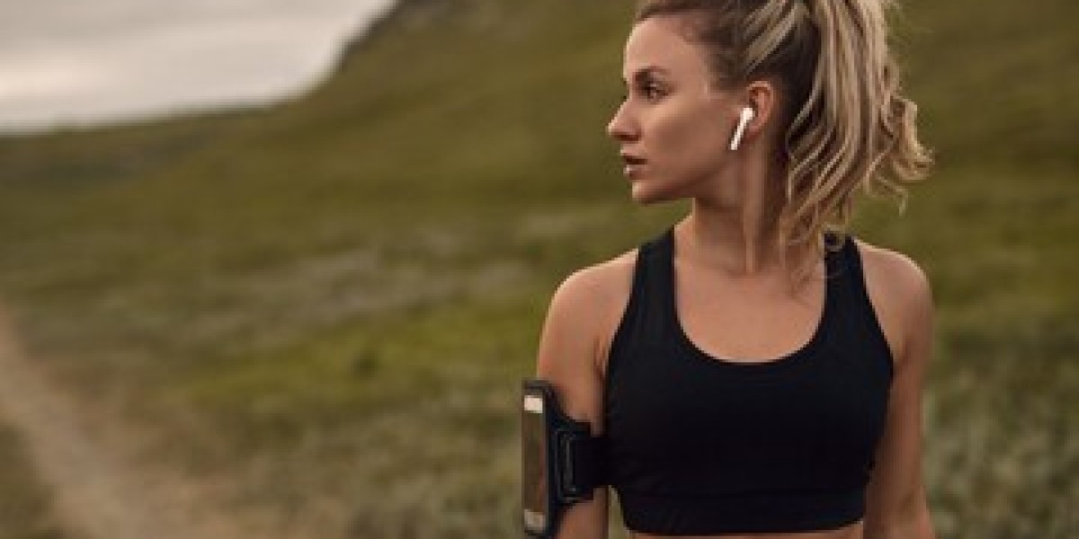 Staying Connected: Smart Earbuds for Workouts